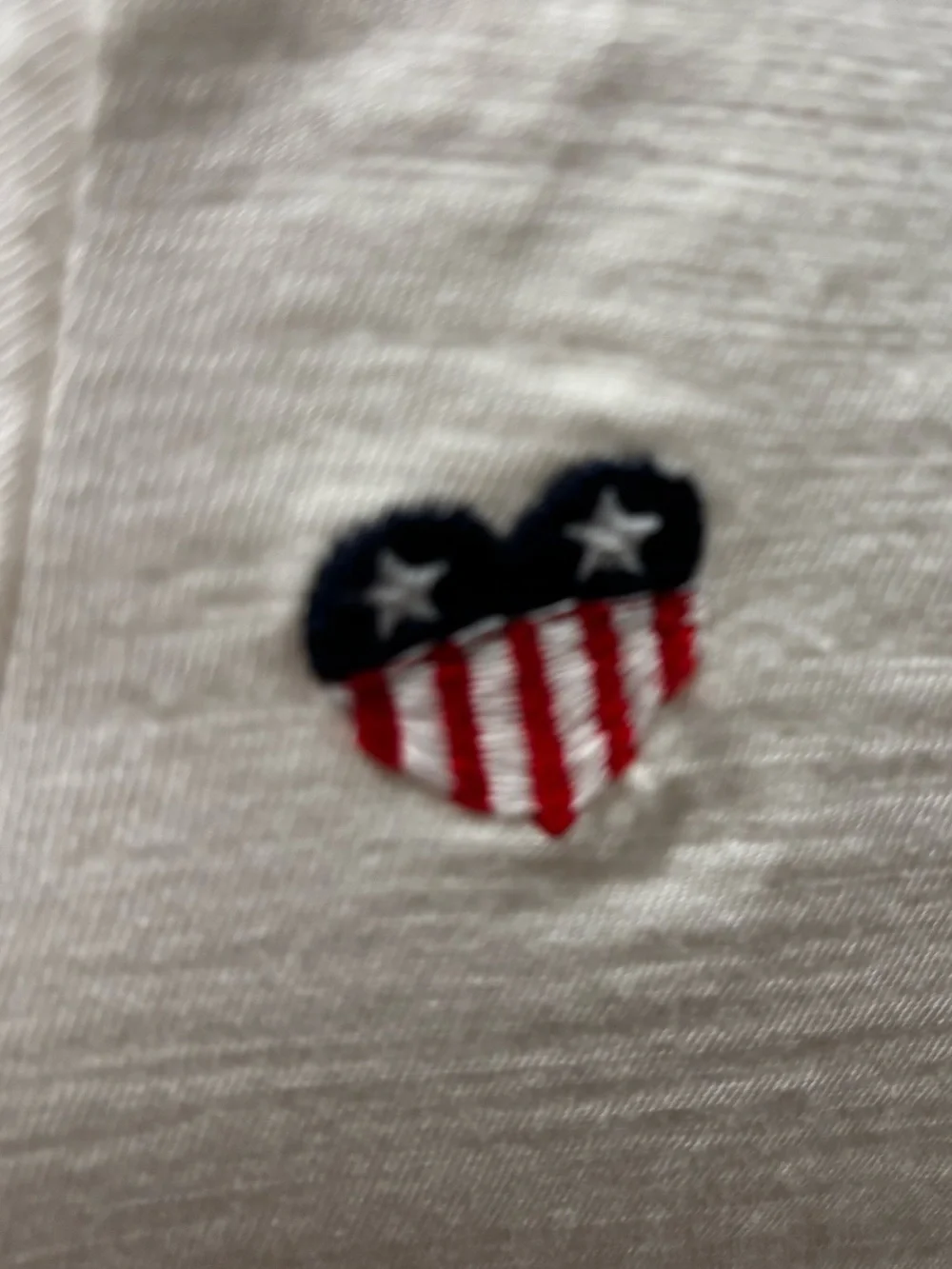 Lucky Brand Sz Medium White Embroidered American Flag
Heart Slub Tee 4th Of July - Picture 4 of 5